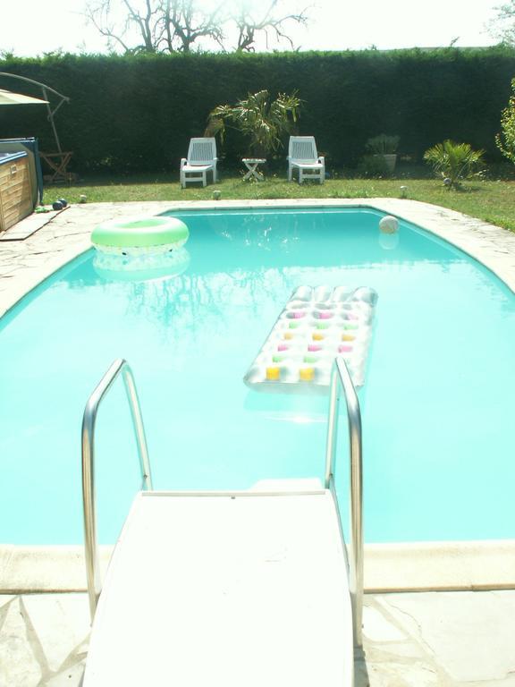 La Chartreuse Hotel Poilly-sur-Tholon Buitenkant foto