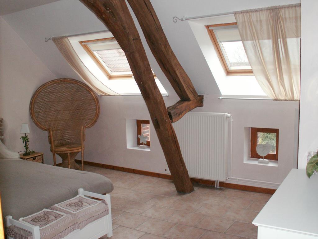 La Chartreuse Hotel Poilly-sur-Tholon Kamer foto